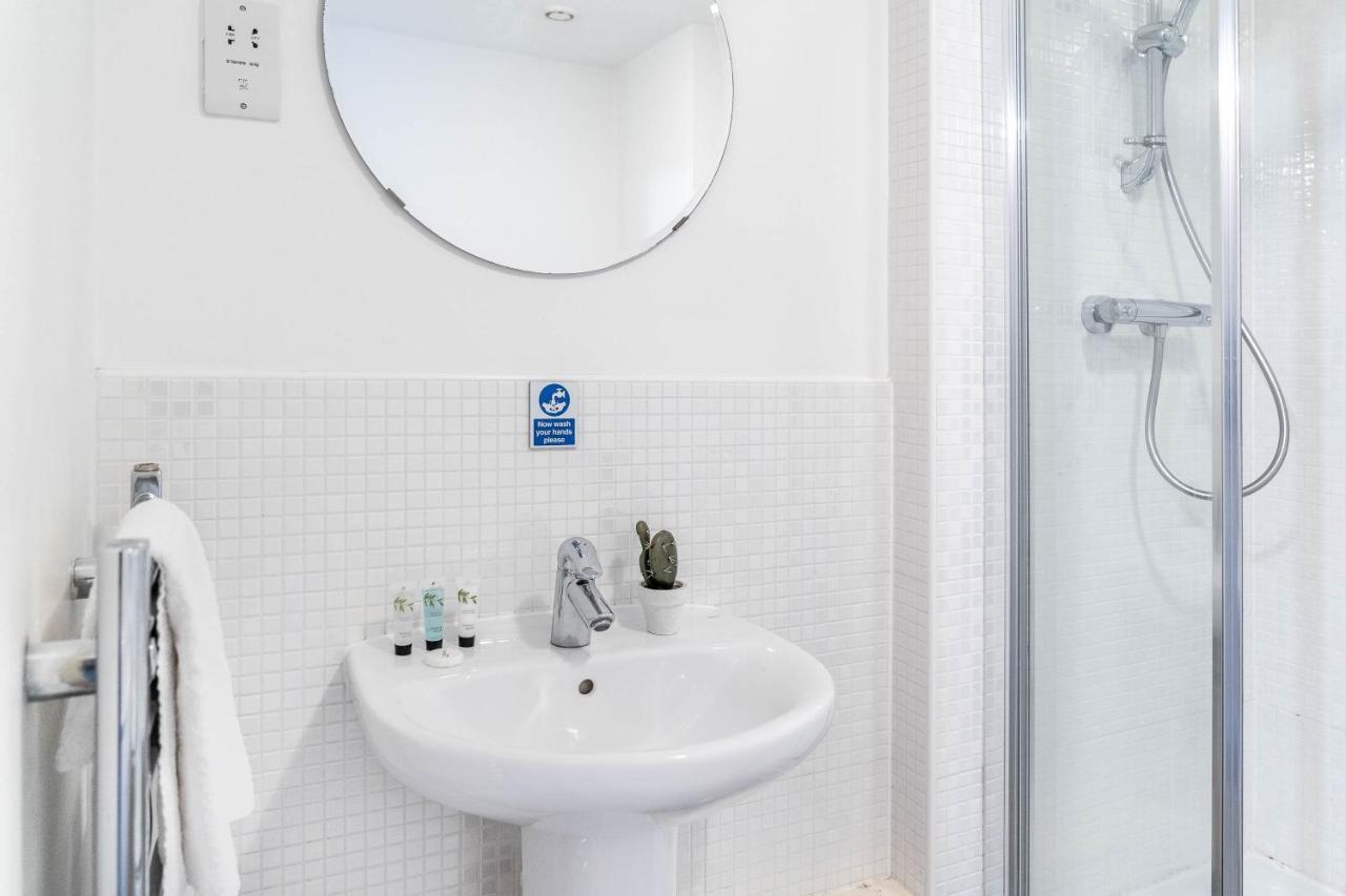 Haus City Centre Apartment - Fast Wifi - Smart Tv เบอร์มิงแฮม ภายนอก รูปภาพ